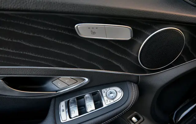 MERCEDES-BENZ Klasa C 200 9G-TRONIC Avantgarde