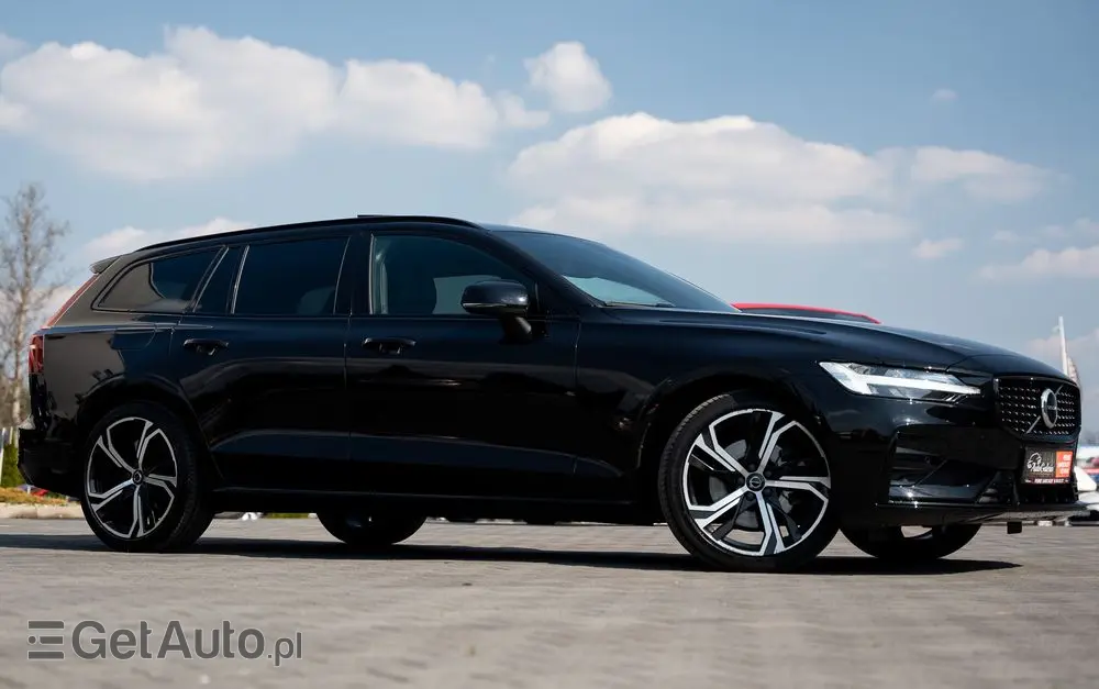 VOLVO V60 B4 B DKG Ultimate Dark