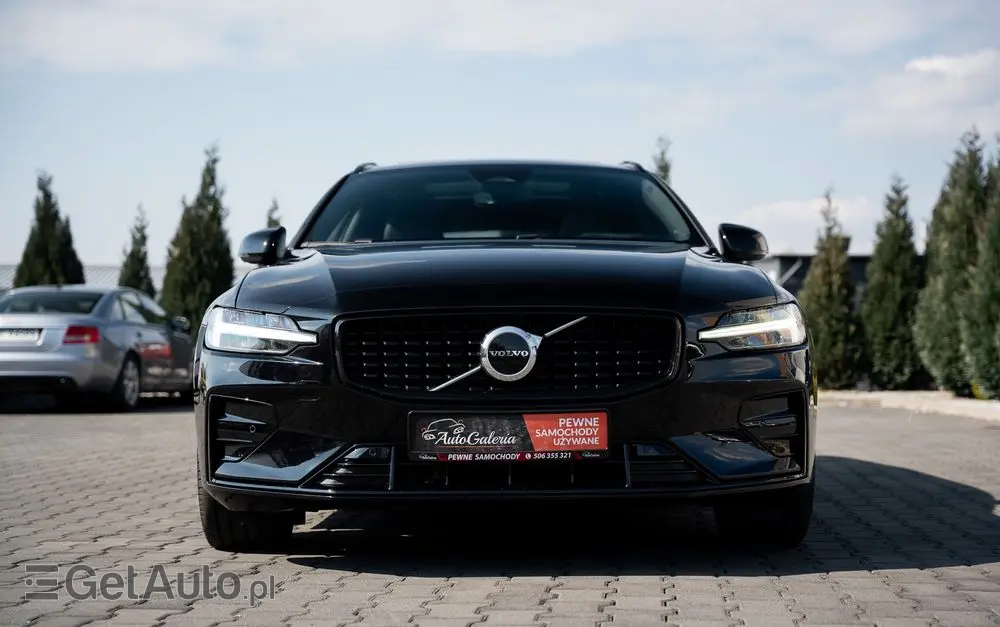 VOLVO V60 B4 B DKG Ultimate Dark