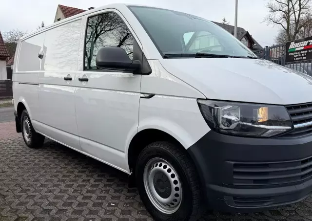 VOLKSWAGEN 2.0TDI DSG 150ps Transporter T6 Długi Webasto Parktronik SERWISOWANY Bezwypadek 