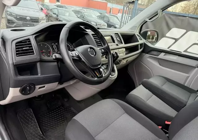VOLKSWAGEN 2.0TDI DSG 150ps Transporter T6 Długi Webasto Parktronik SERWISOWANY Bezwypadek 