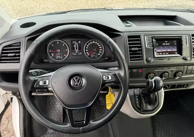 VOLKSWAGEN 2.0TDI DSG 150ps Transporter T6 Długi Webasto Parktronik SERWISOWANY Bezwypadek 