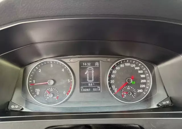 VOLKSWAGEN 2.0TDI DSG 150ps Transporter T6 Długi Webasto Parktronik SERWISOWANY Bezwypadek 