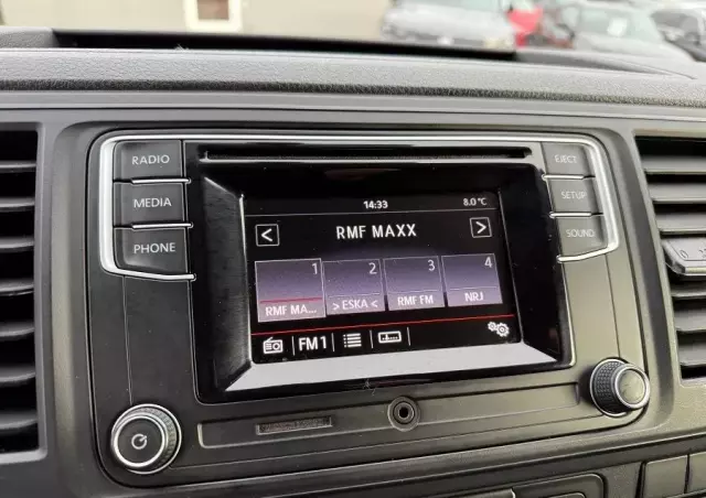 VOLKSWAGEN 2.0TDI DSG 150ps Transporter T6 Długi Webasto Parktronik SERWISOWANY Bezwypadek 