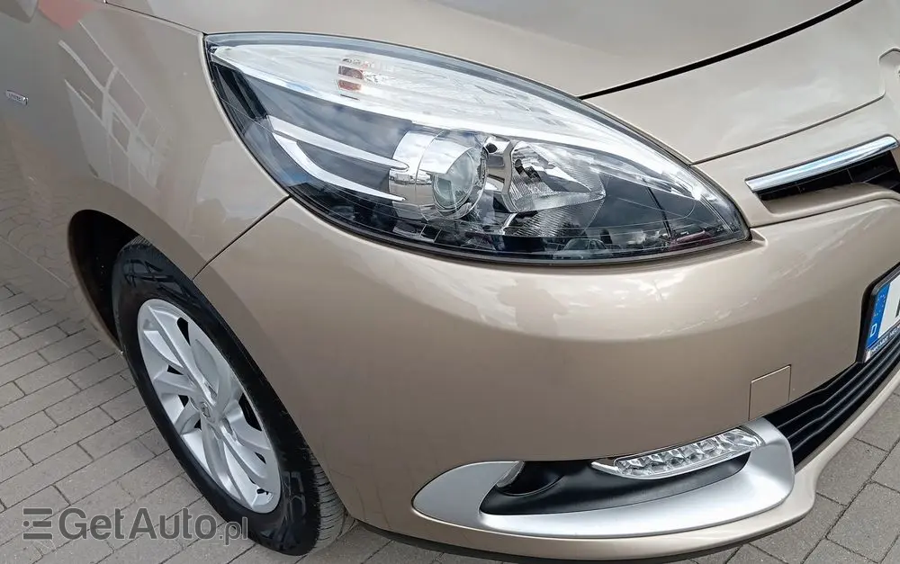 RENAULT Grand Scenic 