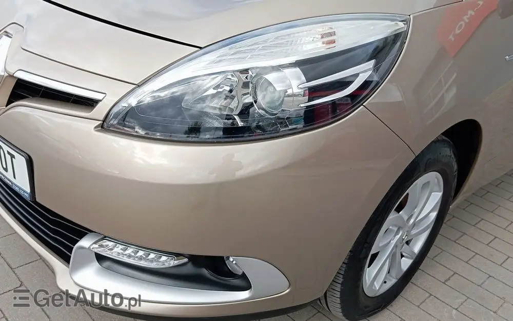 RENAULT Grand Scenic 