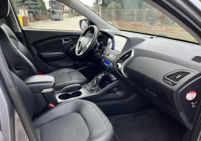 HYUNDAI Ix35 2.0 CRDi 4WD Automatik Premium