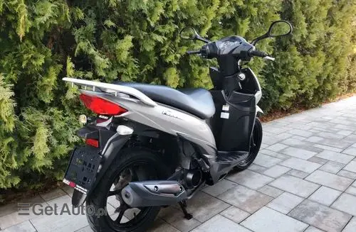 SUZUKI Adress 