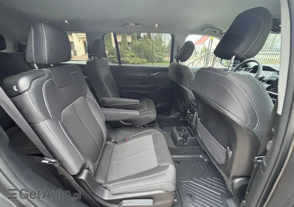 JEEP Grand Cherokee 3.6 V6 Pentastar 4WD Automatik Laredo