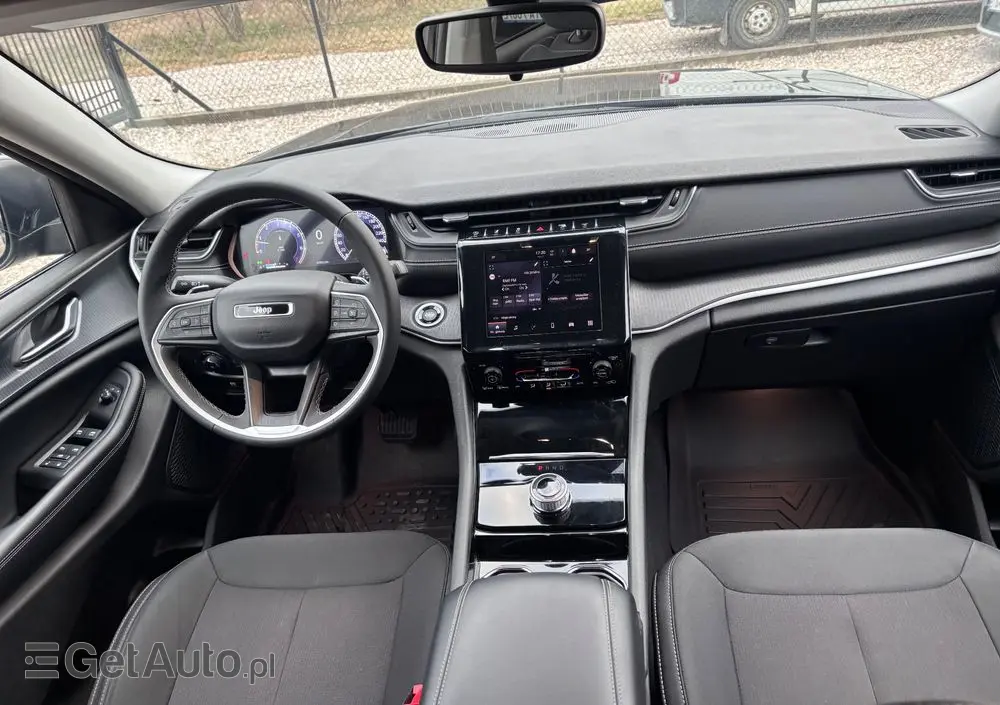 JEEP Grand Cherokee 3.6 V6 Pentastar 4WD Automatik Laredo