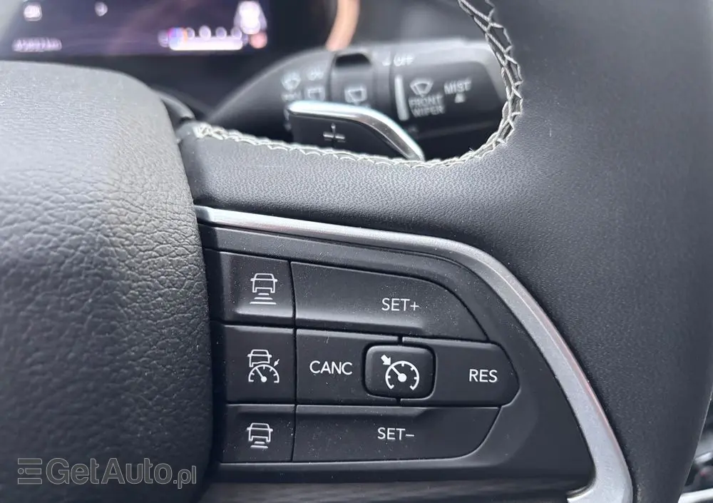 JEEP Grand Cherokee 3.6 V6 Pentastar 4WD Automatik Laredo