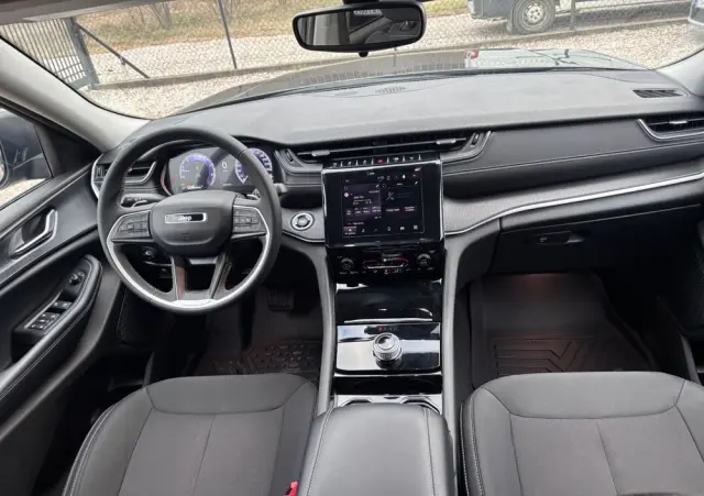 JEEP Grand Cherokee 3.6 V6 Pentastar 4WD Automatik Laredo