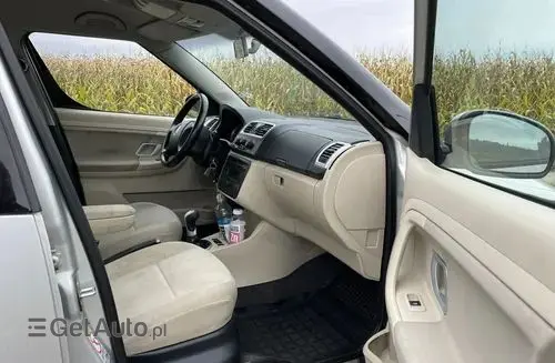 SKODA Roomster 
