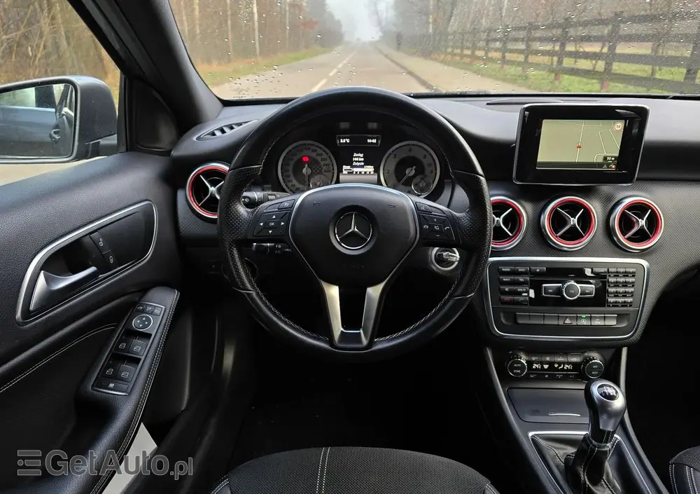 MERCEDES-BENZ Klasa A 180 CDI AMG Line