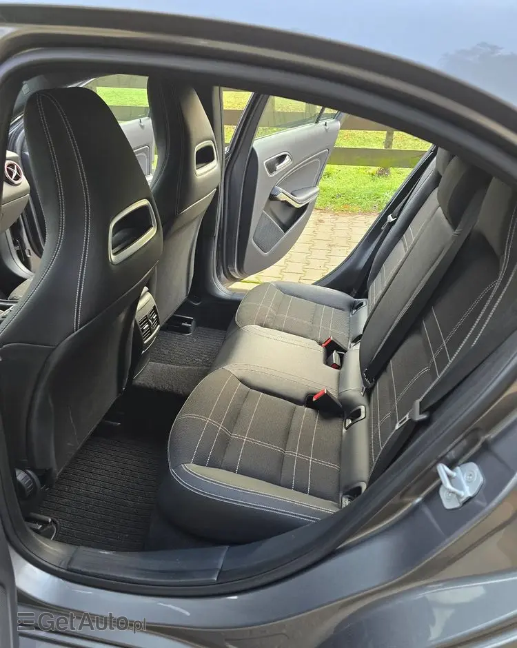 MERCEDES-BENZ Klasa A 180 CDI AMG Line