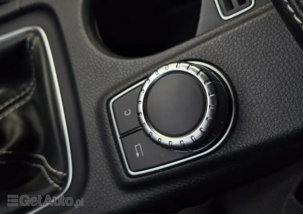 MERCEDES-BENZ Klasa A 180 CDI AMG Line