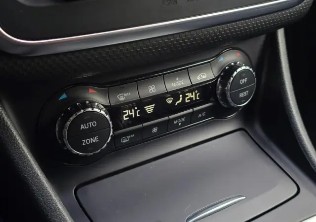 MERCEDES-BENZ Klasa A 180 CDI AMG Line