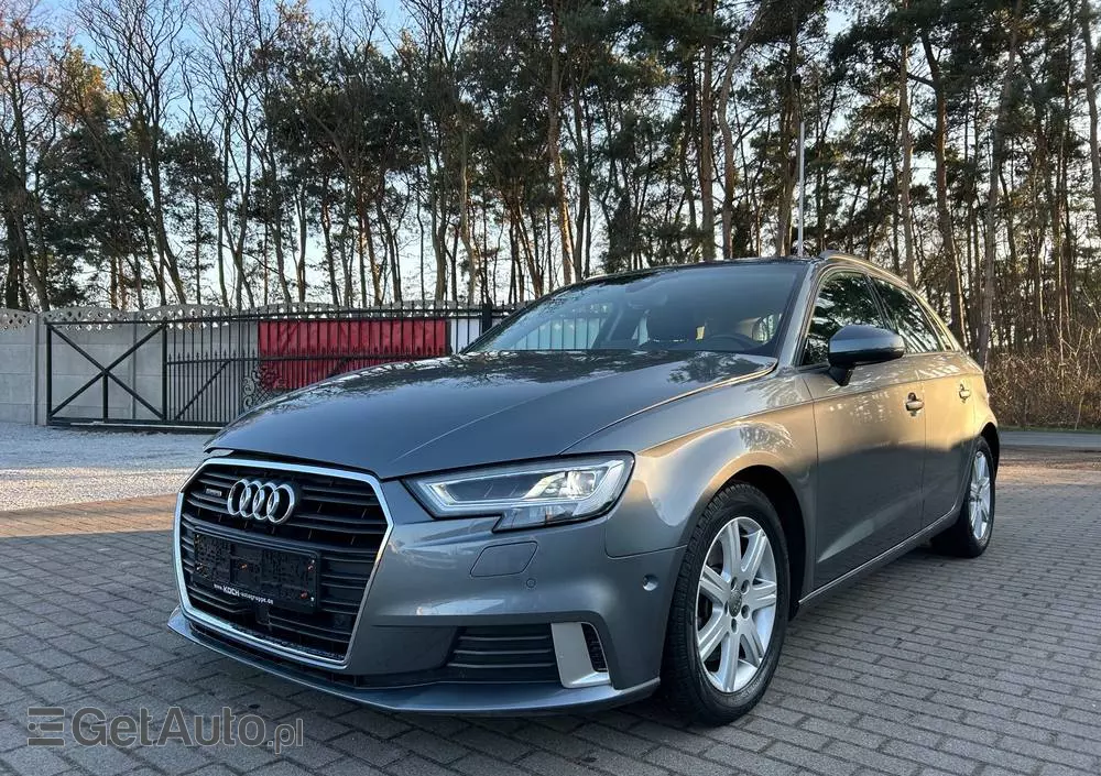 AUDI A3 40 TFSI Sportback quattro S tronic sport
