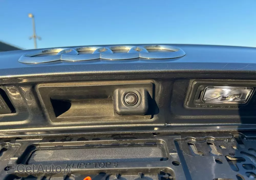 AUDI A3 40 TFSI Sportback quattro S tronic sport