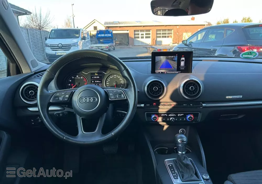 AUDI A3 40 TFSI Sportback quattro S tronic sport