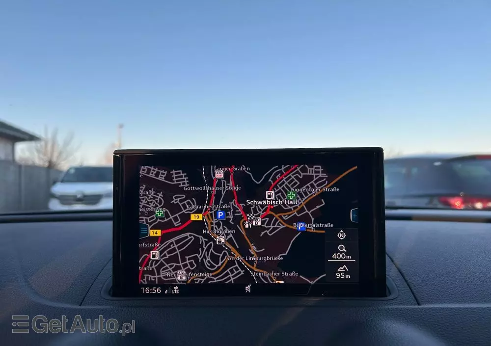 AUDI A3 40 TFSI Sportback quattro S tronic sport