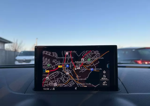 AUDI A3 40 TFSI Sportback quattro S tronic sport