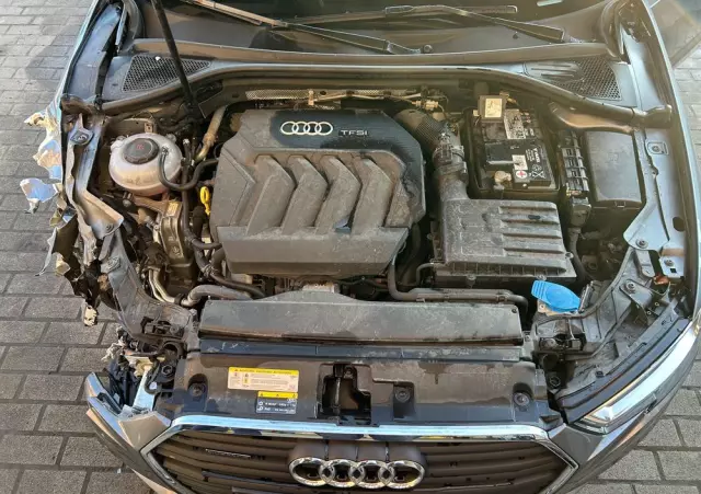 AUDI A3 40 TFSI Sportback quattro S tronic sport