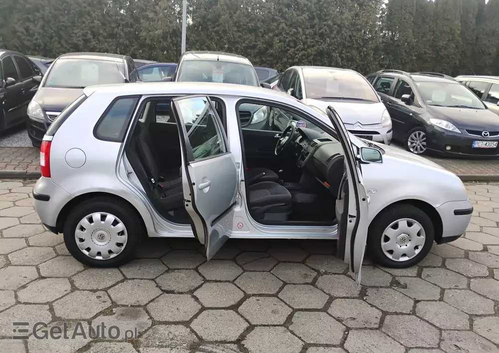 VOLKSWAGEN Polo 1.2 Basis