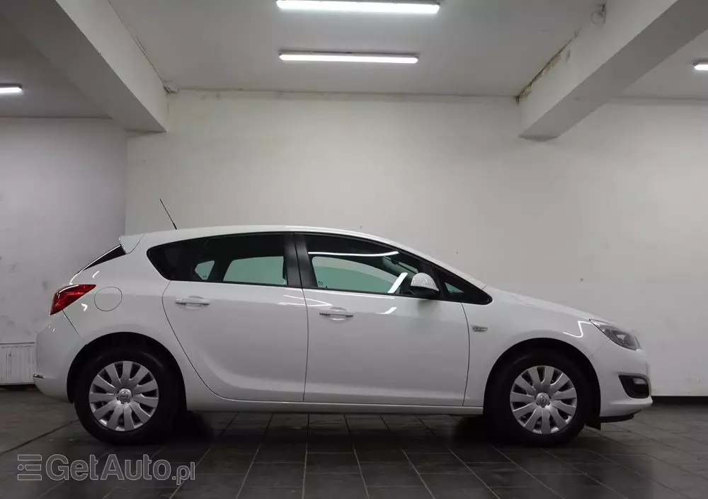 OPEL Astra 1.6 Selection