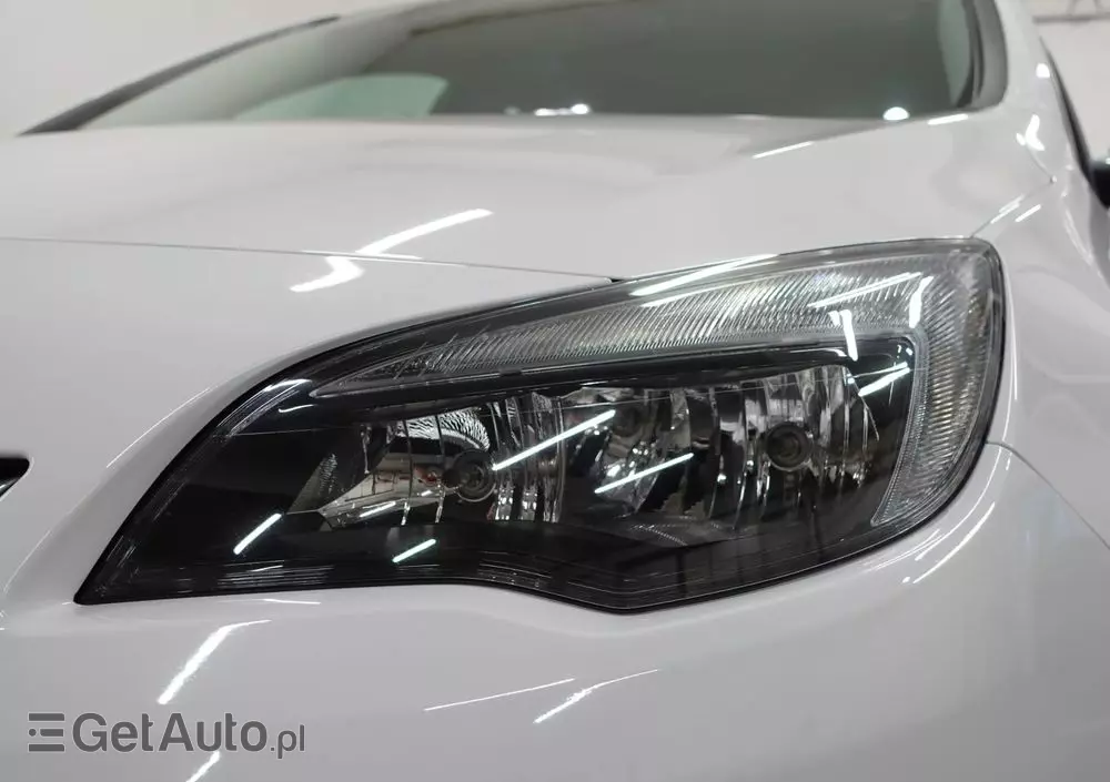 OPEL Astra 1.6 Selection