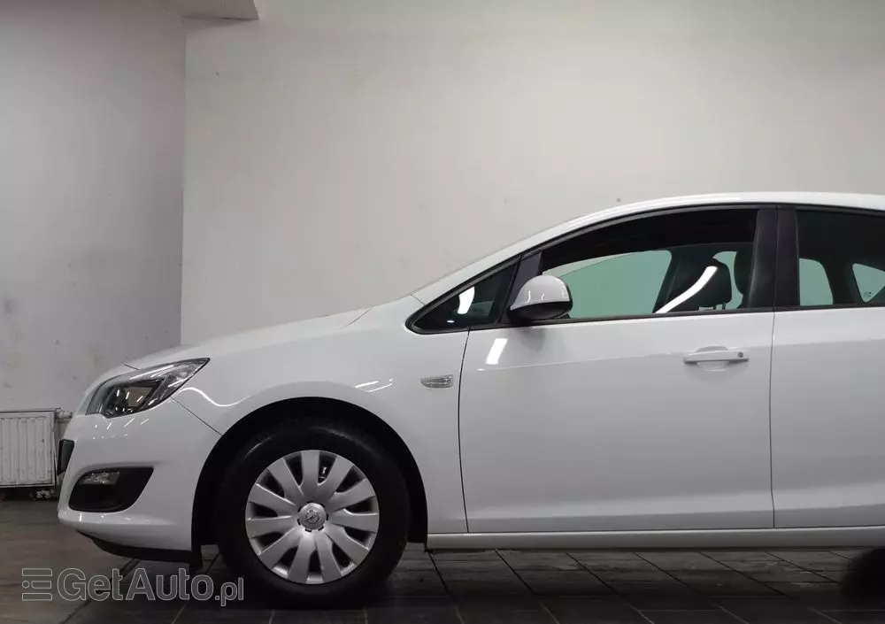 OPEL Astra 1.6 Selection