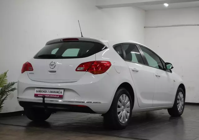 OPEL Astra 1.6 Selection