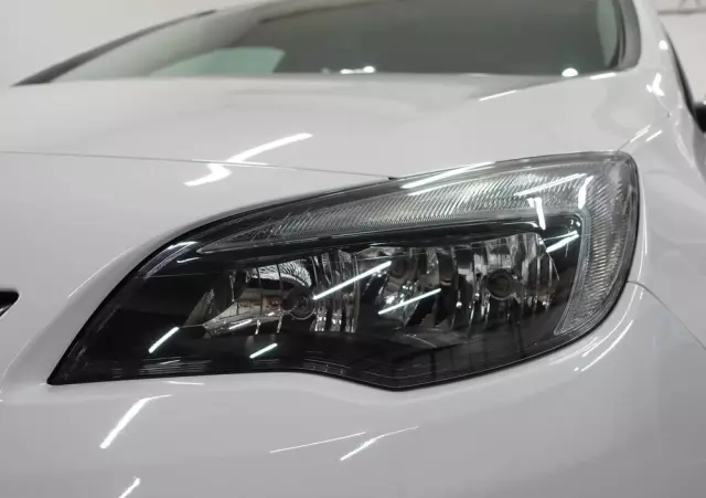 OPEL Astra 1.6 Selection