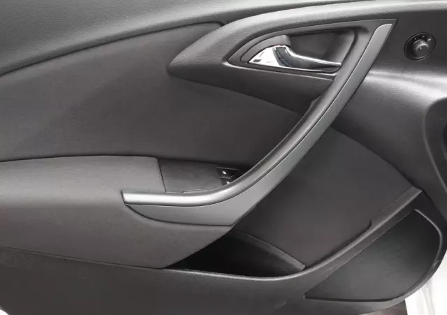 OPEL Astra 1.6 Selection