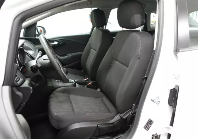 OPEL Astra 1.6 Selection