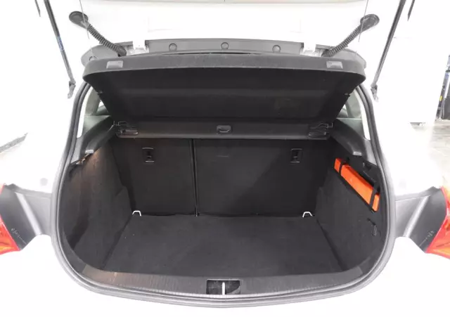 OPEL Astra 1.6 Selection