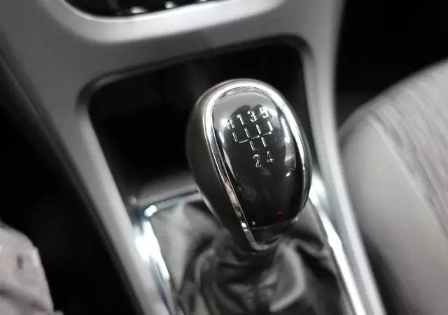 OPEL Astra 1.6 Selection