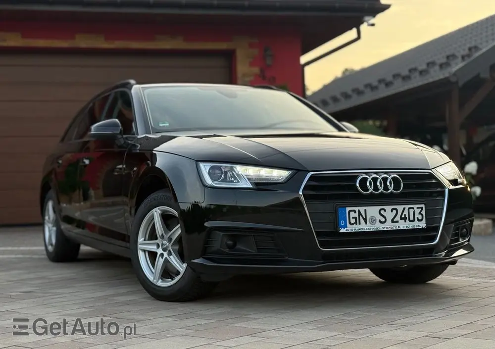 AUDI A4 