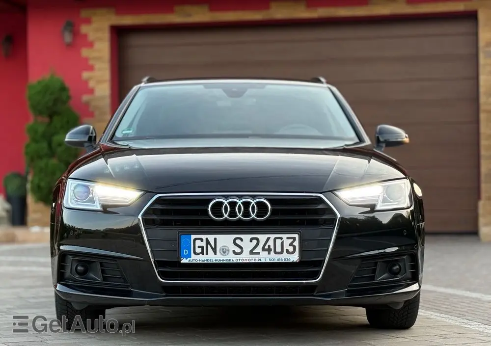 AUDI A4 