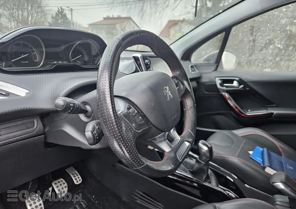 PEUGEOT 2008 1.6 BlueHDi Crossway