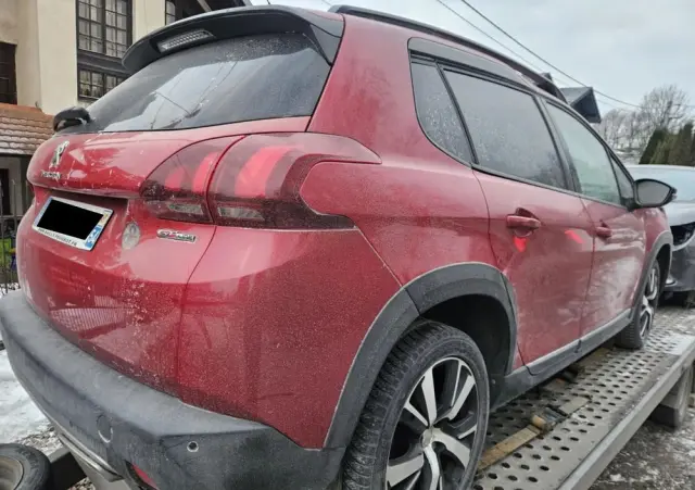 PEUGEOT 2008 1.6 BlueHDi Crossway