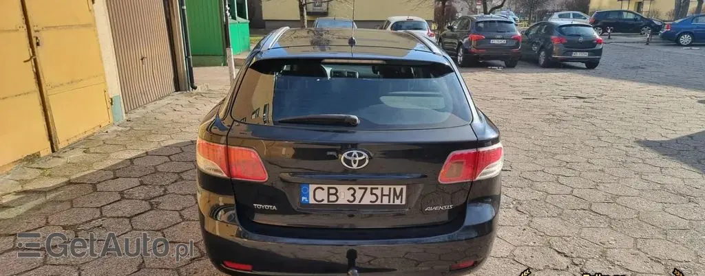 TOYOTA Avensis 