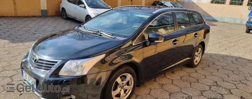 TOYOTA Avensis 