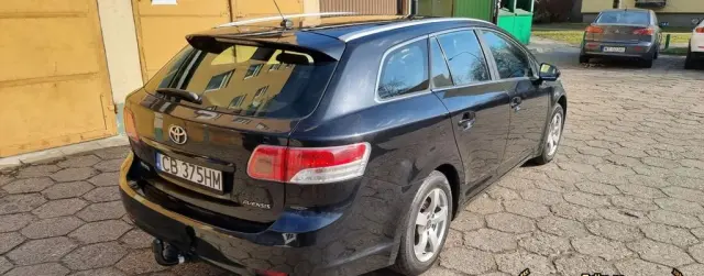 TOYOTA Avensis 