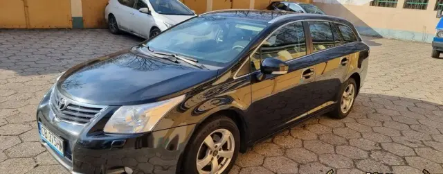 TOYOTA Avensis 