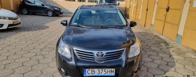 TOYOTA Avensis 