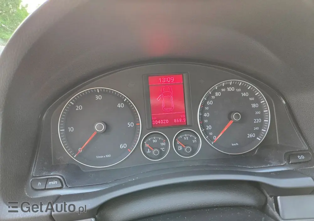 VOLKSWAGEN Jetta 2.0 TDI Sportline