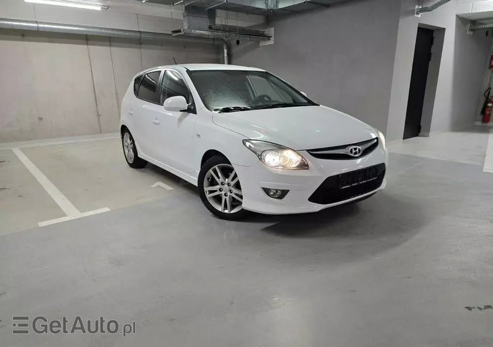 HYUNDAI I30 1.4 Base + World Cup