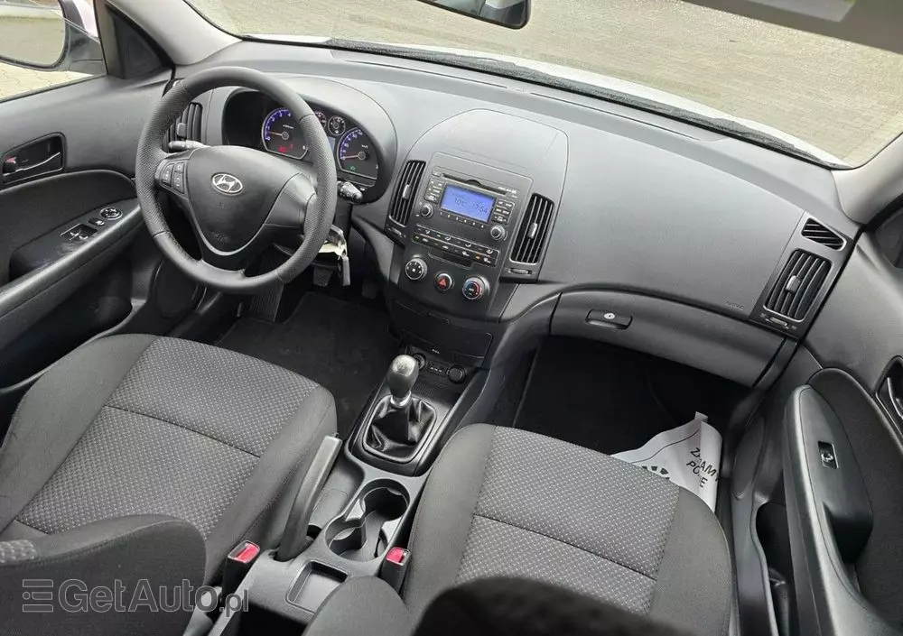 HYUNDAI I30 1.4 Base + World Cup