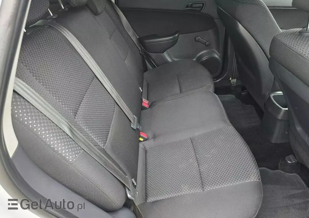 HYUNDAI I30 1.4 Base + World Cup